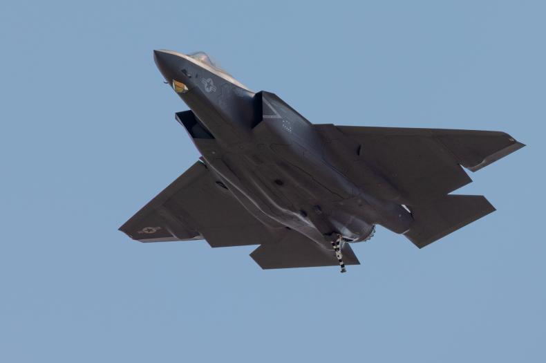 F35