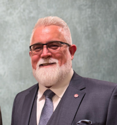 Photo of Ian Mortimer, at LES. Guest speaker at Systecon Opus Suite Conference in Australia